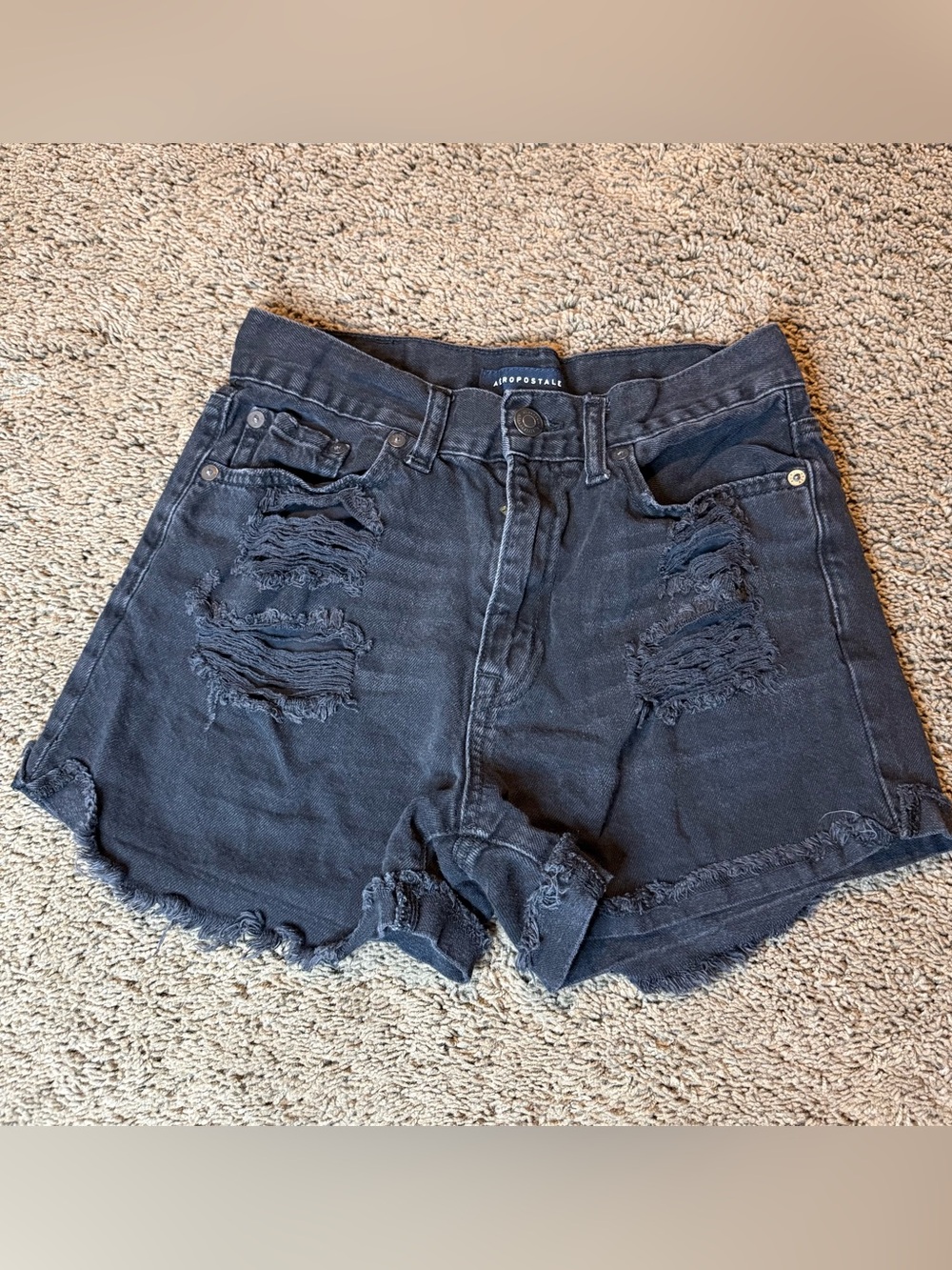 AERO high rise high waist black distressed mom shorts size 2 in good shape